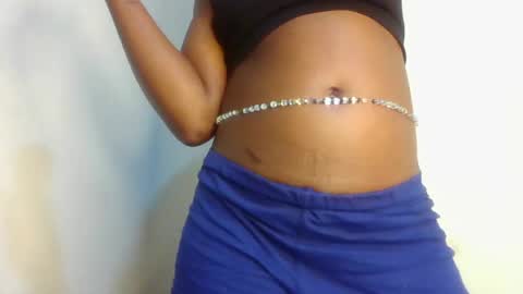Snapshot of xoxo_sexyla chatting on 5, 7, 2026 Raya online show from 5, 7, 2026