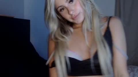 Lacey Loo online show from 10, 7, 2026