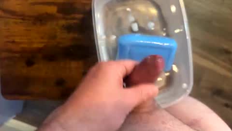 xoxowtf online show from 20, 4, 2026