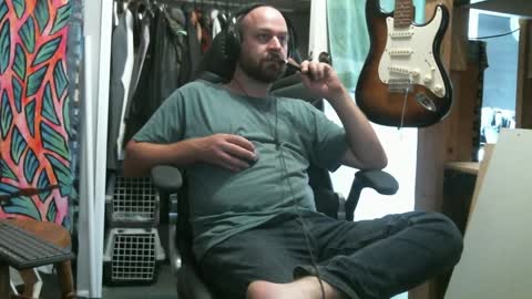 Red online show from 8, 12, 2024