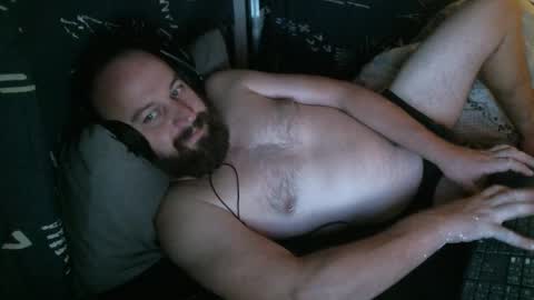 Red online show from 10, 3, 2025