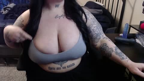 xorileyschembri online show from 28, 12, 2024