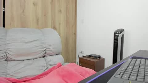 Hellen Sofia instagram hellen5546 online show from 23, 3, 2026