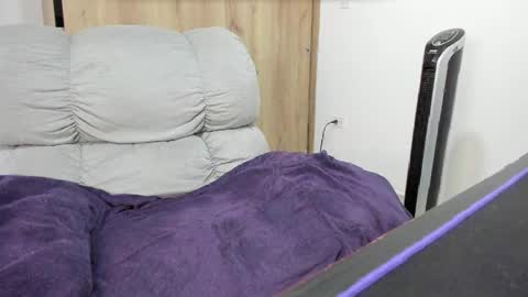 Hellen Sofia instagram hellen5546 online show from 2, 4, 2026