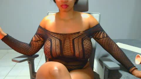 Snapshot of xspiketeex chatting on 25, 6, 2026 spykeXtee online show from 25, 6, 2026