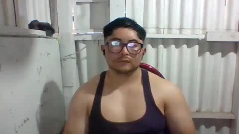 Snapshot of xstudiobog_90 chatting on 25, 1, 2025 xstudiobog_90 online show from 25, 1, 2025