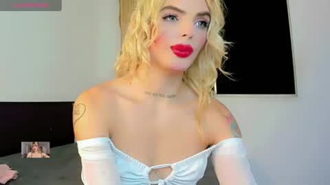 Femboy Exotic online show from 16, 6, 2026