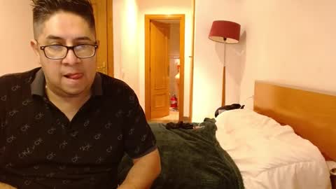 thiagoeva online show from 8, 3, 2025