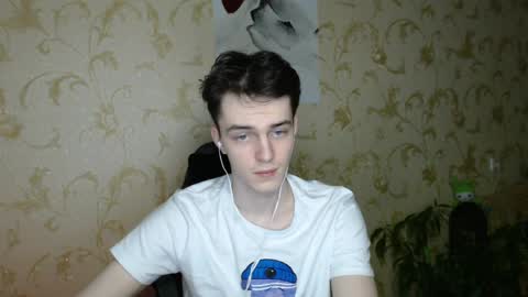 traqqq online show from 5, 4, 2026