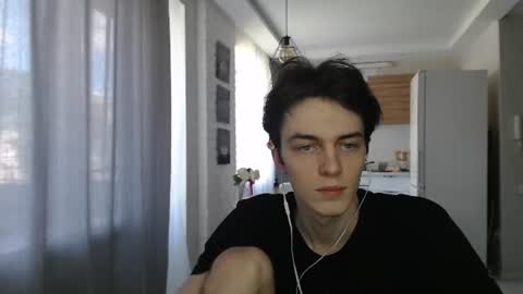traqqq online show from 27, 6, 2026