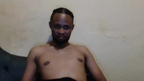 Snapshot of xtroyxxx chatting on 22, 5, 2026 Troy online show from 22, 5, 2026