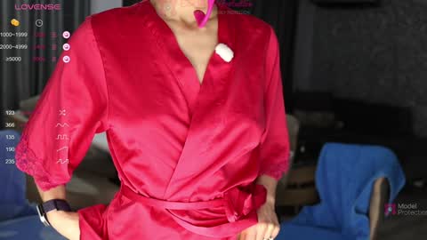 Snapshot of xwithy chatting on 12, 1, 2025 FrancyStepmom and YStepson INTERESTED IN A GIRL-GIRL COLLABORATION TEXT ME HERE or INSTAGRAM online show from 12, 1, 2025