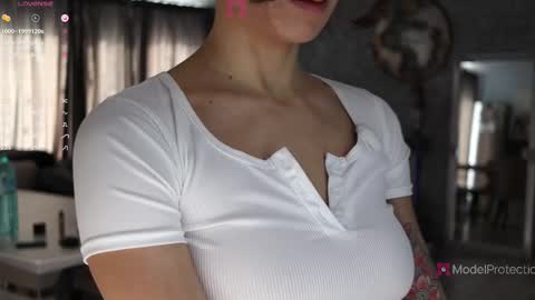 Snapshot of xwithy chatting on 11, 2, 2025 FrancyStepmom and YStepson INTERESTED IN A GIRL-GIRL COLLABORATION TEXT ME HERE or INSTAGRAM online show from 11, 2, 2025