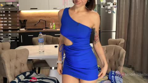 Snapshot of xwithy chatting on 23, 11, 2025 FrancyStepmom and YStepson INTERESTED IN A GIRL-GIRL COLLABORATION TEXT ME HERE or INSTAGRAM online show from 23, 11, 2025