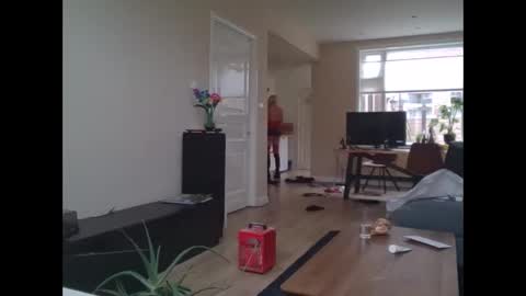 Snapshot of xx19hornyxx chatting on 20, 12, 2025 max online show from 20, 12, 2025