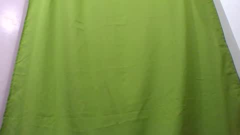 Snapshot of xx_winwin_xx chatting on 5, 2, 2025 Mariel online show from 5, 2, 2025