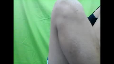 Snapshot of xx_winwin_xx chatting on 18, 9, 2025 Mariel online show from 18, 9, 2025