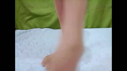 Snapshot of xx_winwin_xx chatting on 20, 9, 2025 Mariel online show from 20, 9, 2025