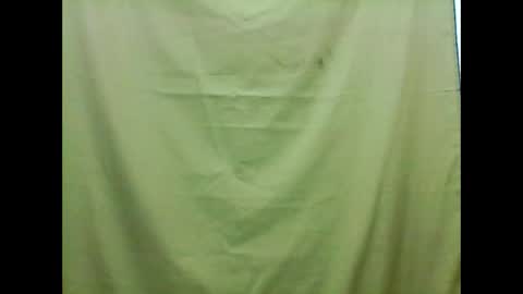 Snapshot of xx_winwin_xx chatting on 9, 10, 2025 Mariel online show from 9, 10, 2025