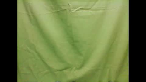 Snapshot of xx_winwin_xx chatting on 12, 11, 2025 Mariel online show from 12, 11, 2025