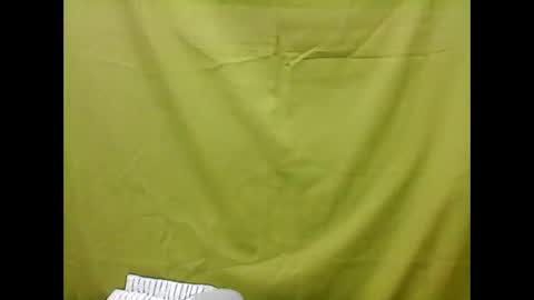 Snapshot of xx_winwin_xx chatting on 20, 11, 2025 Mariel online show from 20, 11, 2025