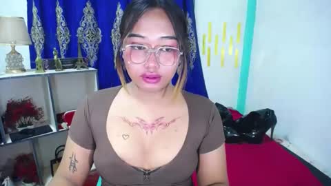 Snapshot of xxapplebabexx chatting on 5, 3, 2025 xxapplebabexx online show from 5, 3, 2025