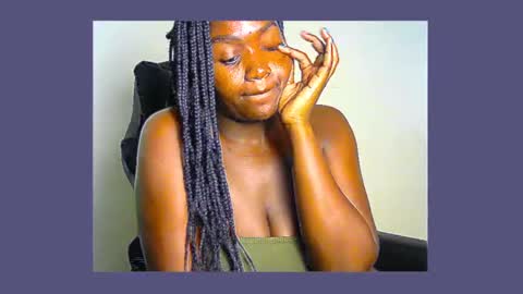 Snapshot of xxfleurlove chatting on 5, 1, 2025 xxfleurlove online show from 5, 1, 2025