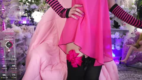 Haylee Marie  online show from 19, 4, 2026