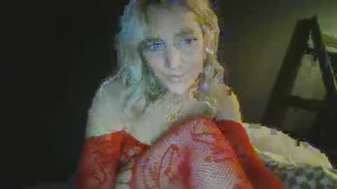 Snapshot of xxkennyx1 chatting on 17, 11, 2025 xxkennyx1 online show from 17, 11, 2025