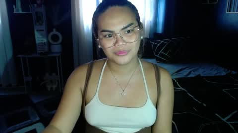Snapshot of xxkylie_smithxx chatting on 9, 5, 2026 Kylie Smith online show from 9, 5, 2026
