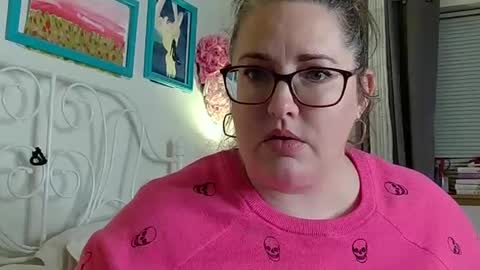 Strawberry Jane online show from 20, 1, 2025