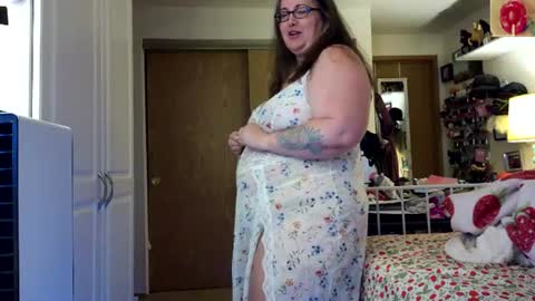 Strawberry Jane online show from 9, 6, 2026