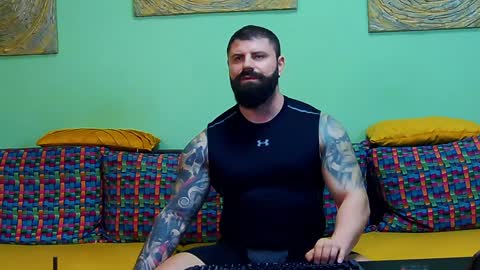 Xtream Leonard online show from 8, 2, 2025