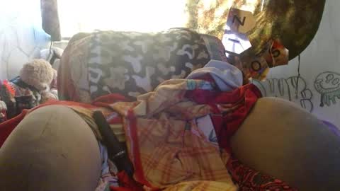 Snapshot of xxx_morena chatting on 15, 12, 2024   LILI  online show from 15, 12, 2024