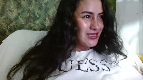 Snapshot of xxx_morena chatting on 2, 1, 2025   LILI  online show from 2, 1, 2025