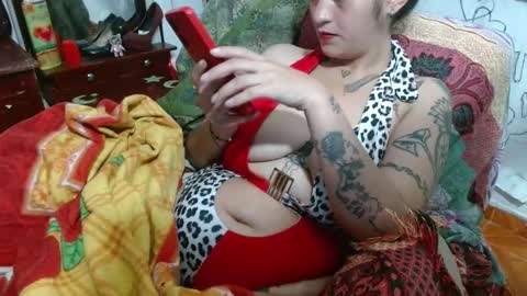 Snapshot of xxx_morena chatting on 27, 2, 2025   LILI  online show from 27, 2, 2025