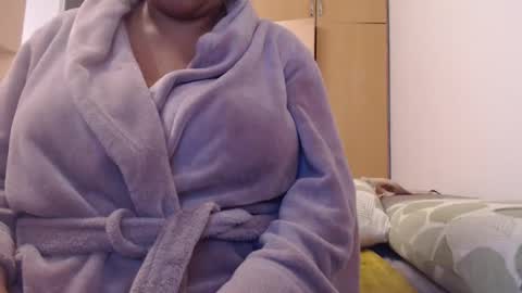 Ayanda online show from 15, 2, 2025