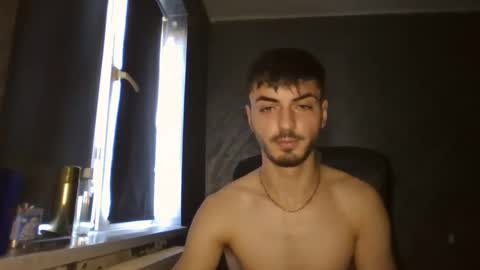 Snapshot of xxxdonpuiuuxxx chatting on 4, 1, 2025 xxxdonpuiuuxxx online show from 4, 1, 2025