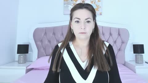 Elvira online show from 22, 12, 2025