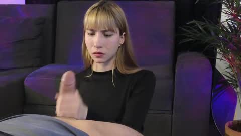 Snapshot of xxxvandersexxx chatting on 13, 2, 2025 July and Fer online show from 13, 2, 2025