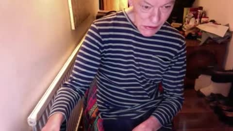 Snapshot of xxxwjs2014 chatting on 3, 12, 2024 big cock uncut online show from 3, 12, 2024