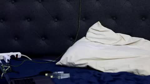 Snapshot of xzavion_ chatting on 18, 12, 2025 Xzavion online show from 18, 12, 2025