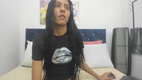 yaiza_sexylovee online show from 7, 2, 2026