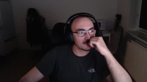 Snapshot of yamillamal157 chatting on 3, 11, 2025 YamilLamal online show from 3, 11, 2025