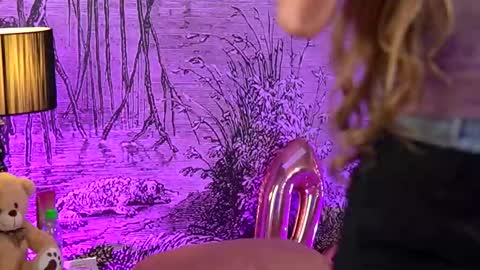 Yamira online show from 26, 2, 2025