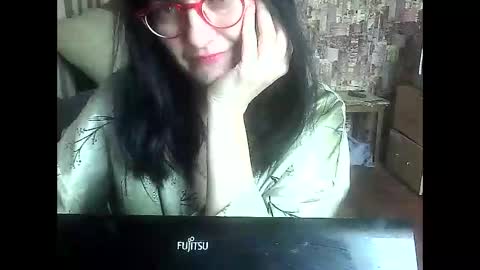 Snapshot of yanafiesta chatting on 18, 10, 2025 yanafiesta online show from 18, 10, 2025