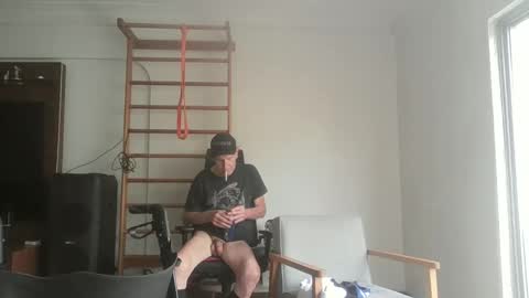 yannisv online show from 2, 2, 2026