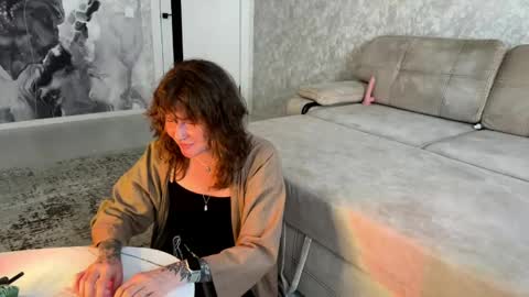 Yanny online show from 25, 5, 2026