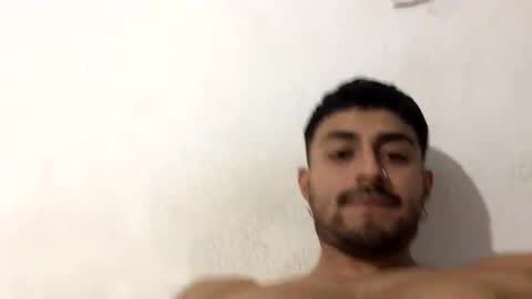 Snapshot of yanose117 chatting on 17, 11, 2025 Jony online show from 17, 11, 2025