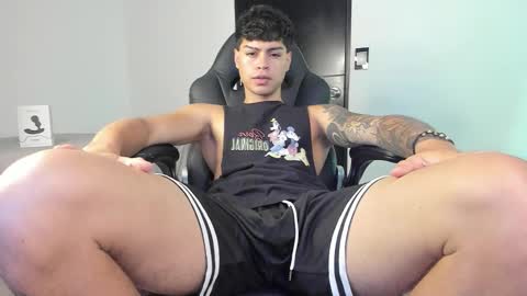 yanpaul83 online show from 29, 10, 2025